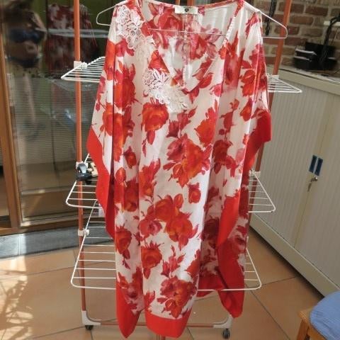 Maxi tuniek rood bloemenprint kant Twinset mt 42-44, Kleding | Dames, Blouses en Tunieken, Twinset, Maat 42/44 (L), Nieuw, Ophalen of Verzenden