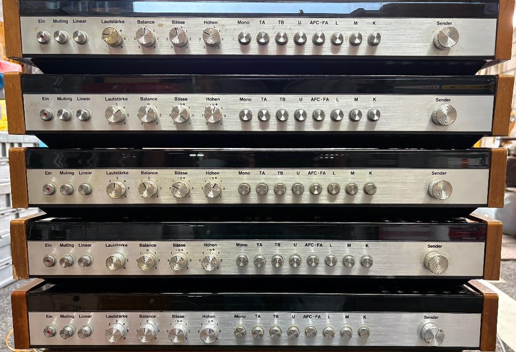 Aangeboden 5x ITT Schaub-Lorenz Stereo 6000 HiFi radio's., Ophalen, Gebruikt, Radio