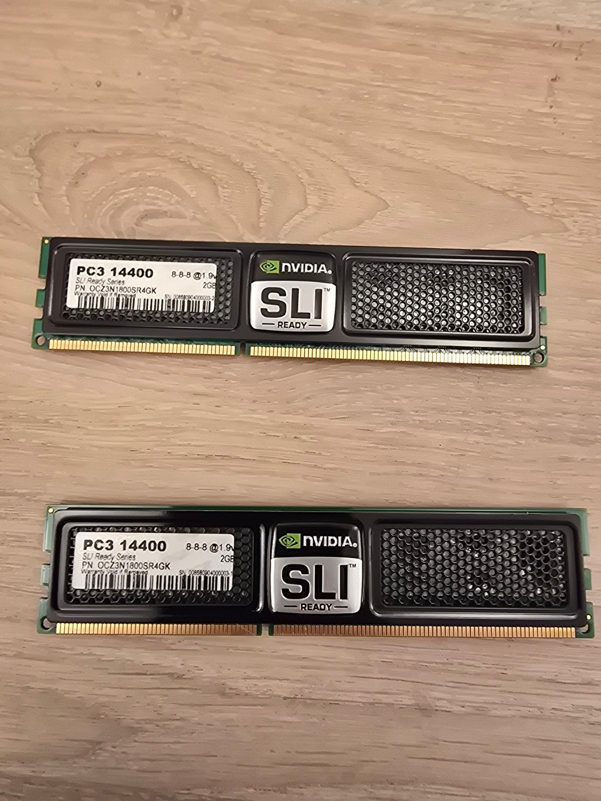 NVIDIA SLI Ready PC3 14400 DDR3 RAM 2x2GB (4GB totaal), Computers en Software, DDR3, Ophalen of Verzenden, Zo goed als nieuw, Desktop
