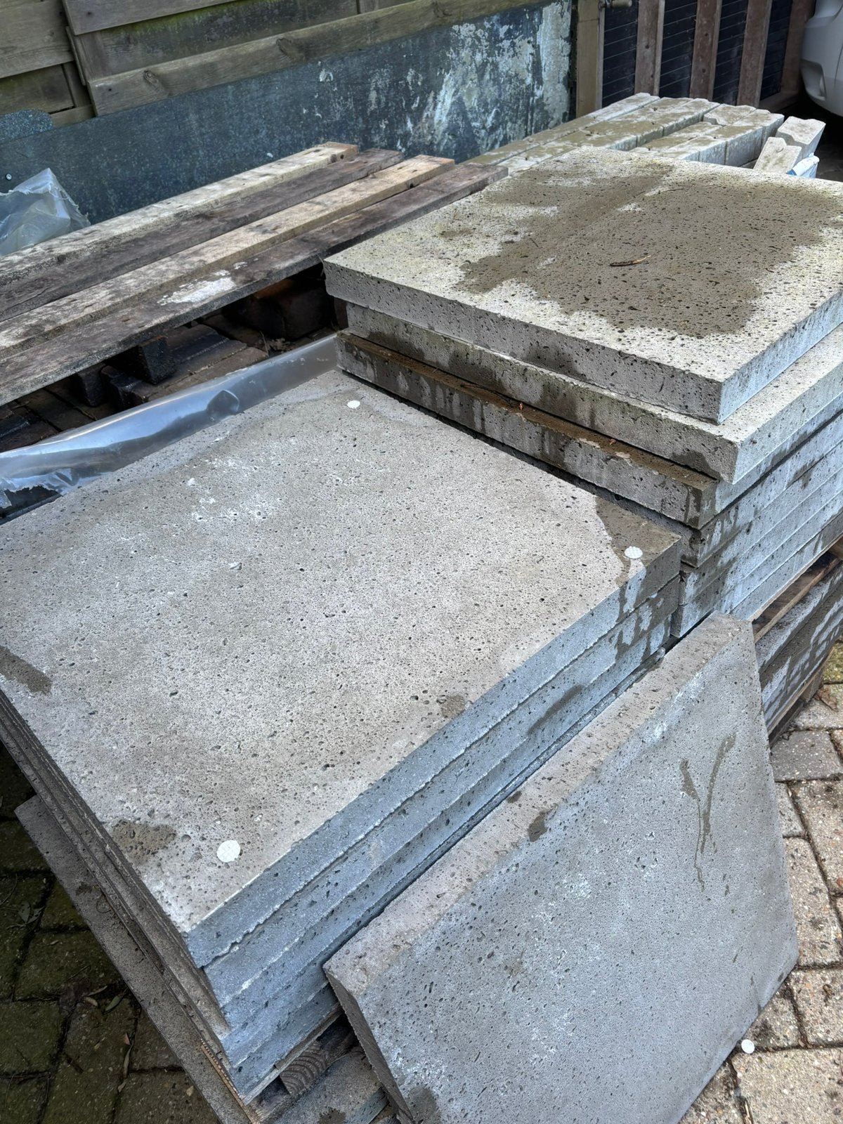 8,64 m2 schellevis tegels, Ophalen, Zo goed als nieuw, Beton, Terrastegels