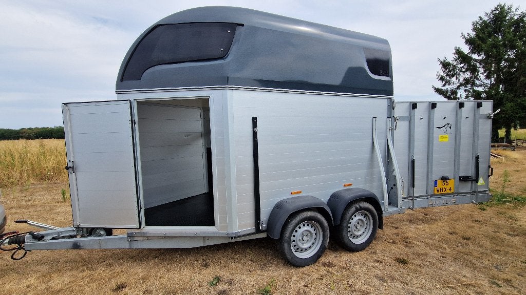 T.K. Sirius S75 paardentrailer 2023 nieuwstaat en opties, Ophalen, Zo goed als nieuw, Aluminium, 2-paards trailer