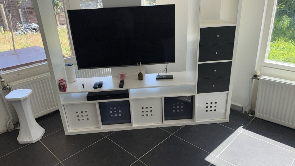 tv-meubel/ opbergkast IKEA (15 euro moet weg), Ophalen, Kunststof, 100 tot 150 cm, 150 tot 200 cm