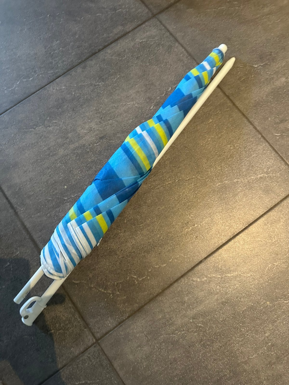 strand parasol, Ophalen of Verzenden, Zo goed als nieuw, 1 tot 2 meter, Strandparasol