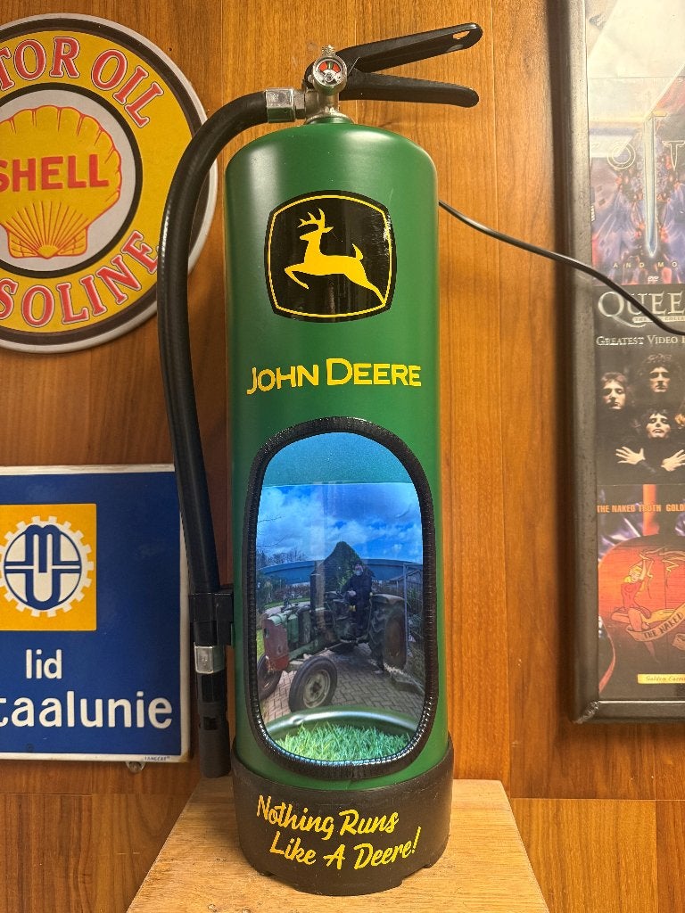 John Deere decoratieve brandblusser lamp, mancave, Ophalen of Verzenden, Nieuw, E14 (klein), Led-lamp