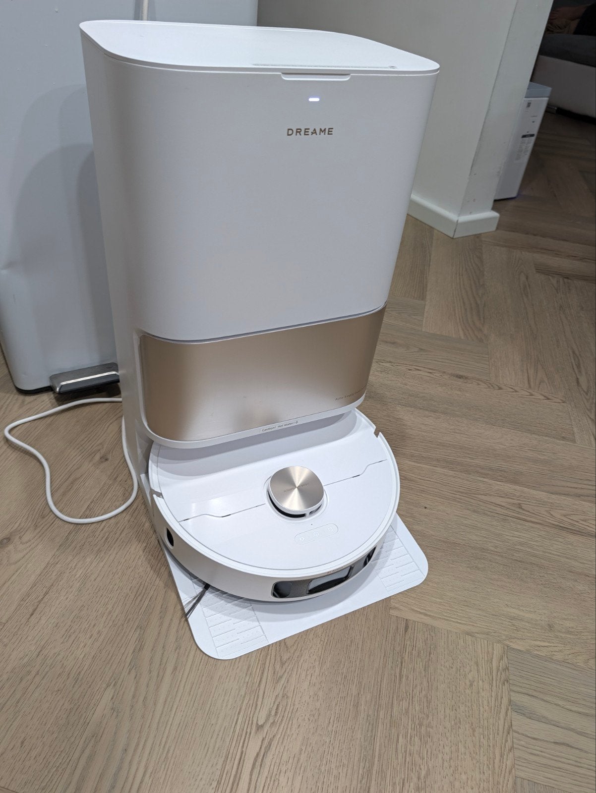 Foto 2 van DreameBot L10s Pro Ultra Heat Robotstofzuiger met Dweilfunct