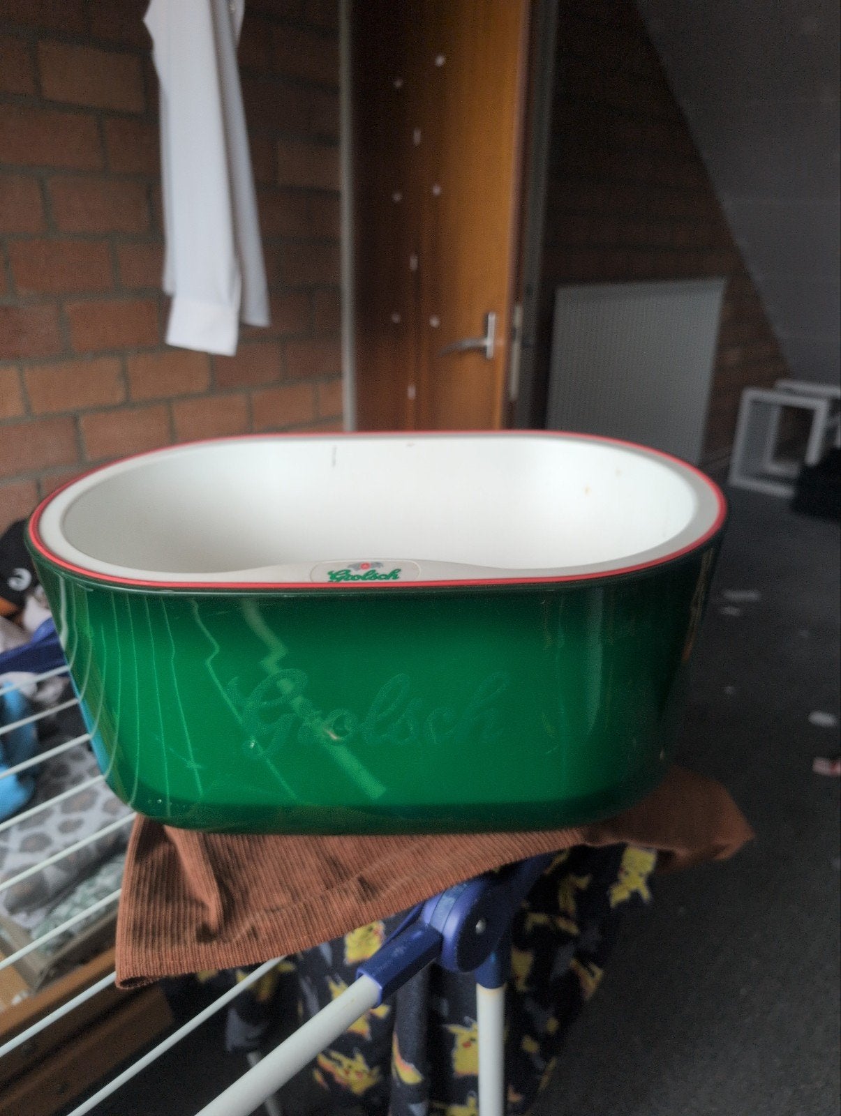 Grolsch koelbak, Ophalen