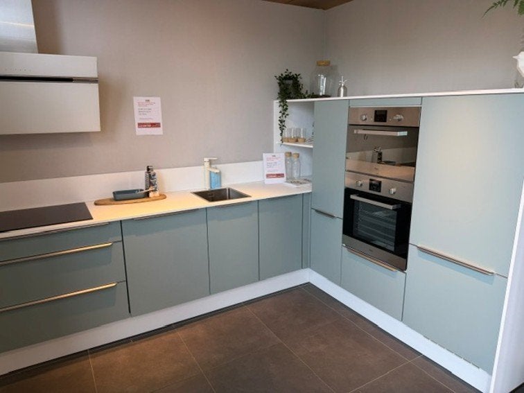ZM 019 - Nobilia Aqua  Showroom Keuken, Ophalen, Blauw, Nieuw, Dubbelwandige keuken