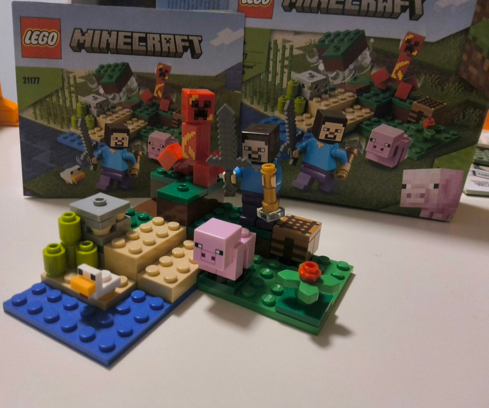 LEGO Minecraft 21177 De Creeper Hinderlaag - Complete set, Minecraft, Lego, Ophalen of Verzenden, Zo goed als nieuw