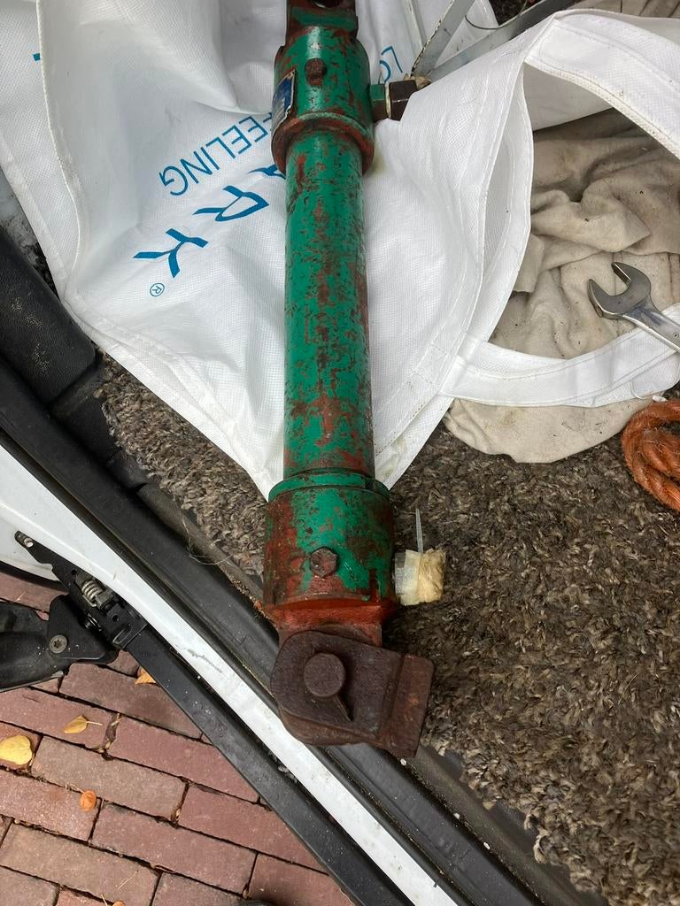 Hydrolice stuurcilinder, Ophalen of Verzenden, Zo goed als nieuw