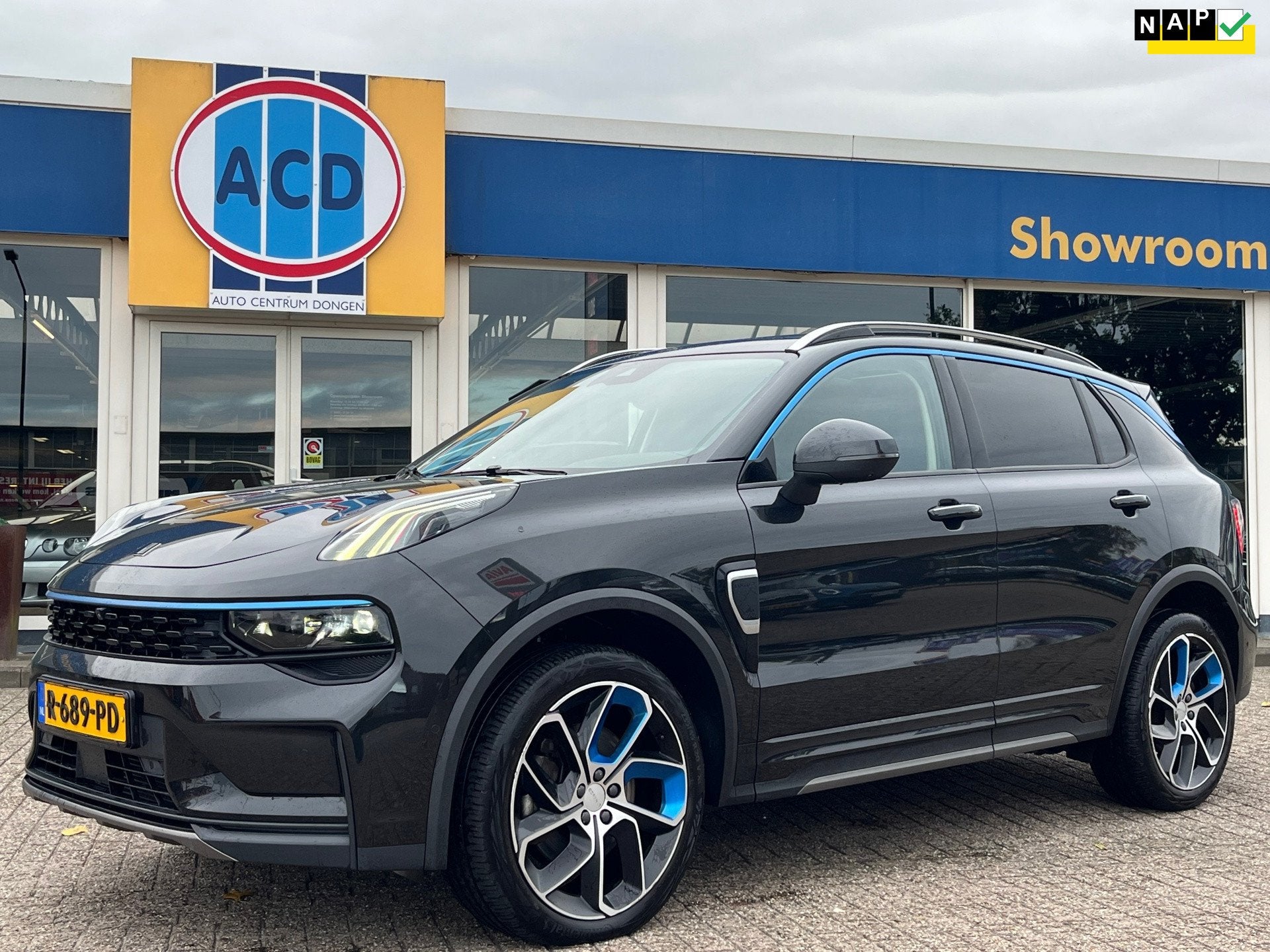 Lynk & Co 01 1.5 261pk PHEV 7DCTH | OrigNL | PanoramaDak | 3, Auto's, Dealer onderhouden, Stof, Euro 6, Bedrijf