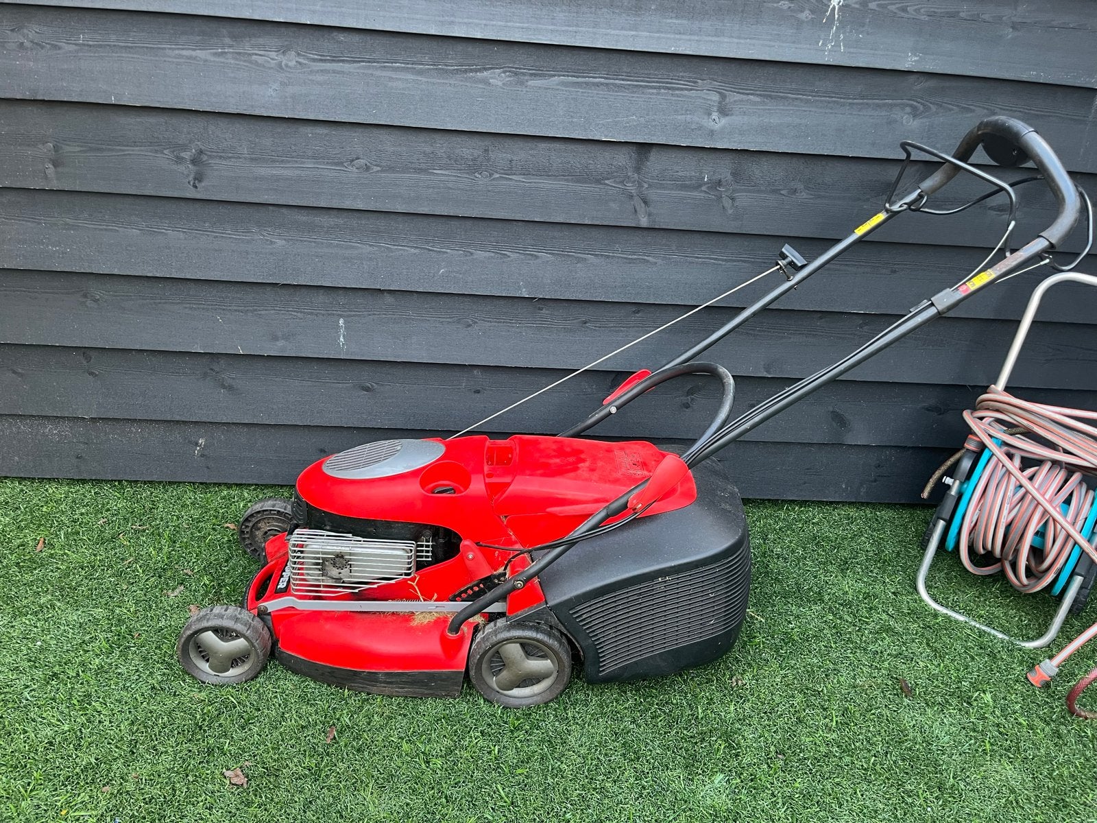 Briggs & Stratton grasmaaier - Krachtig en betrouwbaar, Ophalen, Cirkelmaaier, Gebruikt, Opvangbak