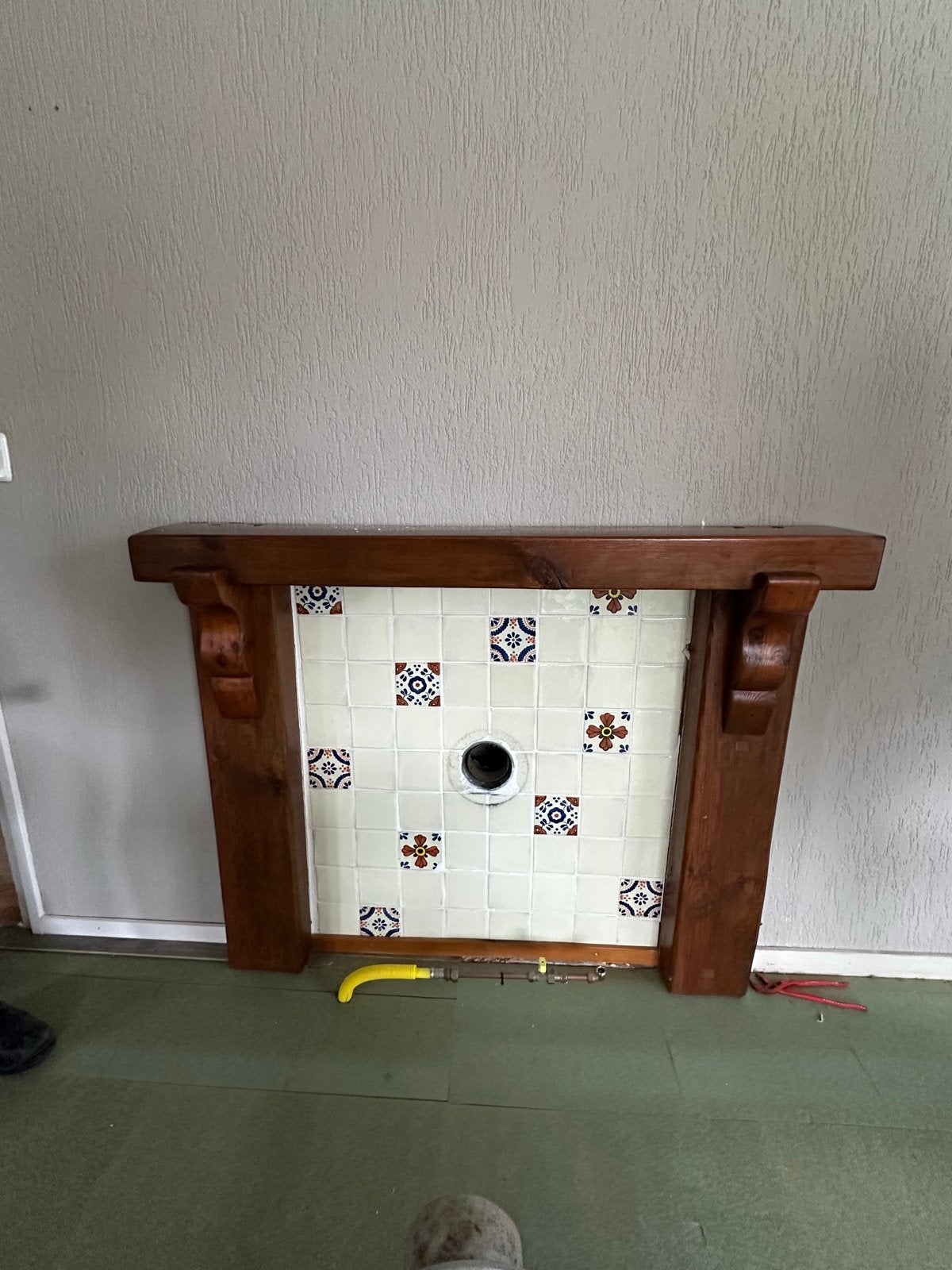 Sierlijke houten schouw, Ophalen, Hout, Gebruikt, Klassiek