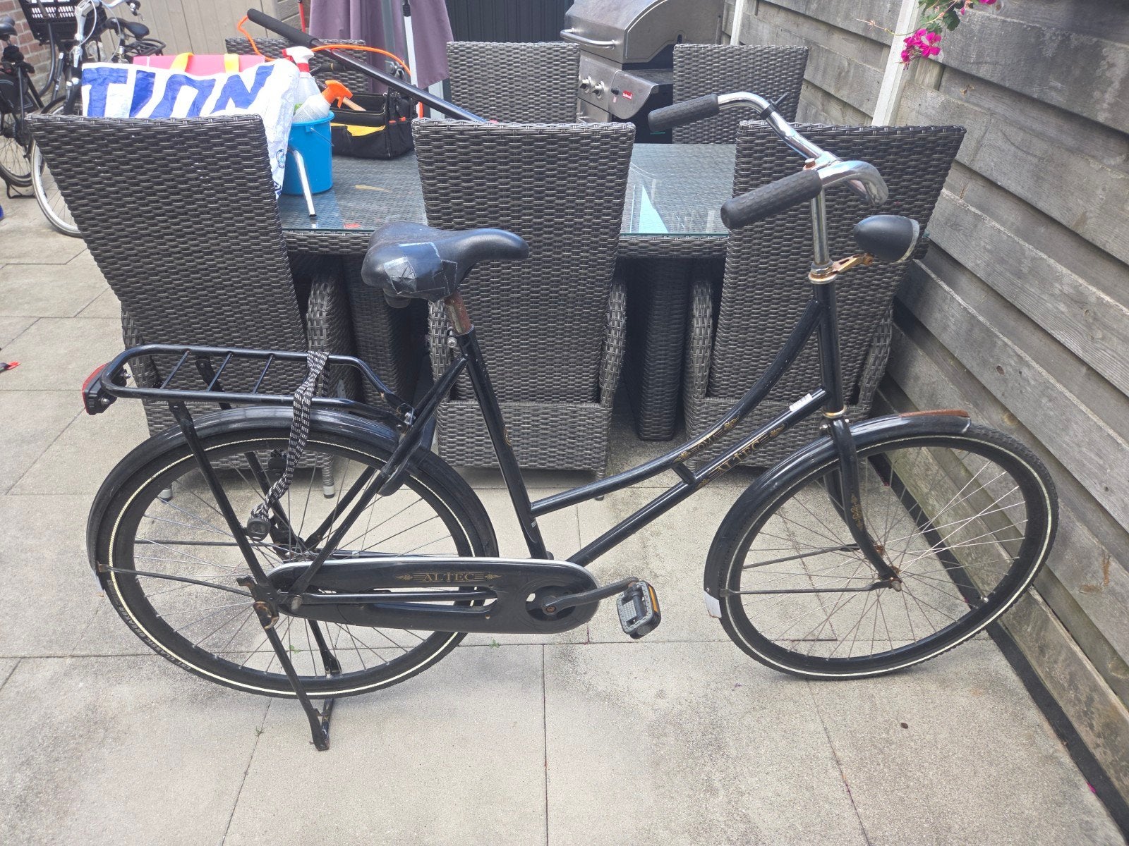 oma fiets, Fietsen en Brommers, Fietsen | Dames | Omafietsen, Ophalen of Verzenden, Gebruikt