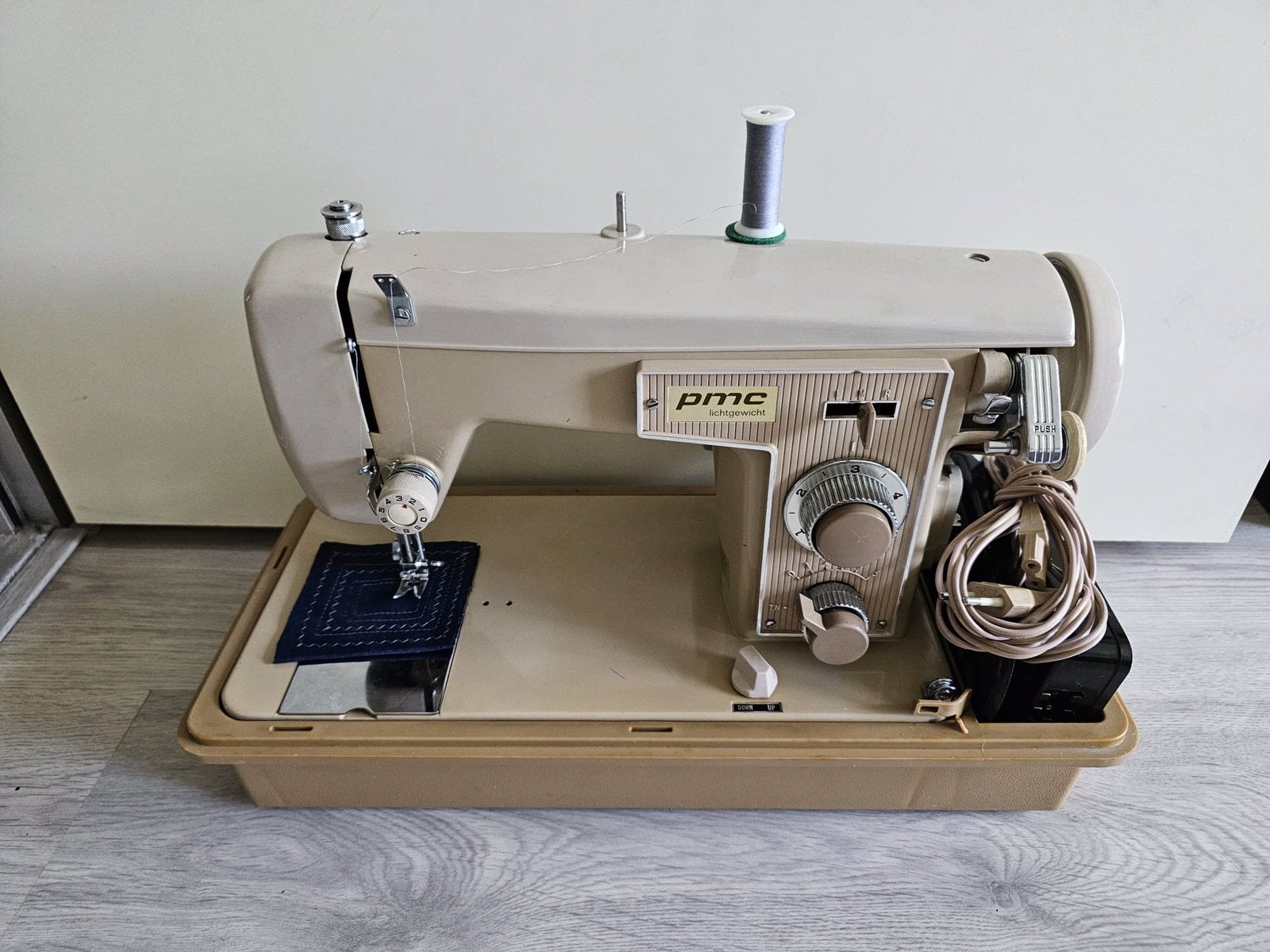 Naaimachine, Ophalen, Zo goed als nieuw, Naaimachine, Overige merken