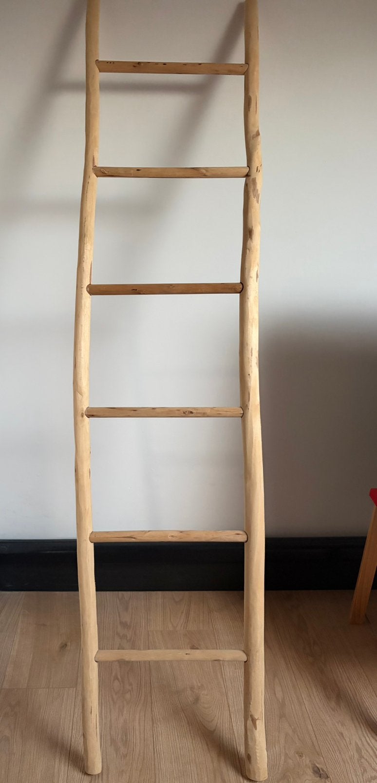 Houtenladder decoratief, Doe-het-zelf en Verbouw, Ladders en Trappen, Ophalen, Zo goed als nieuw, Minder dan 2 meter
