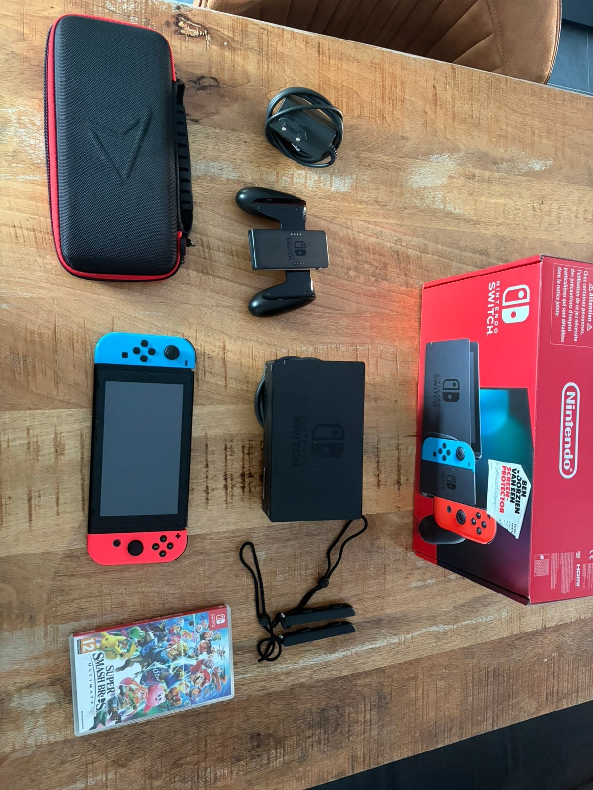Nintendo Switch + super smash bros en 128gb micro sd kaart, Met 2 controllers, Zo goed als nieuw, Met harde schijf, Ophalen