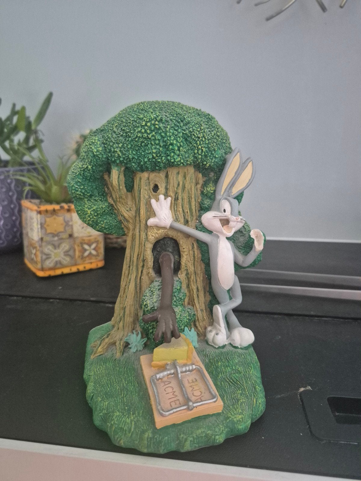Looney Tunes Bugs Bunny Beeldje - Boom met Val, Ophalen of Verzenden, Zo goed als nieuw