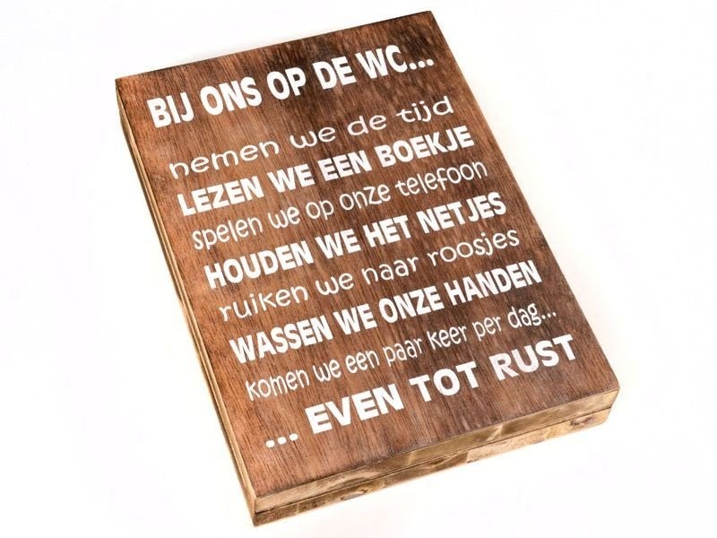 Tekstbord bij ons op de wc, Huis en Inrichting, Ophalen of Verzenden, Nieuw
