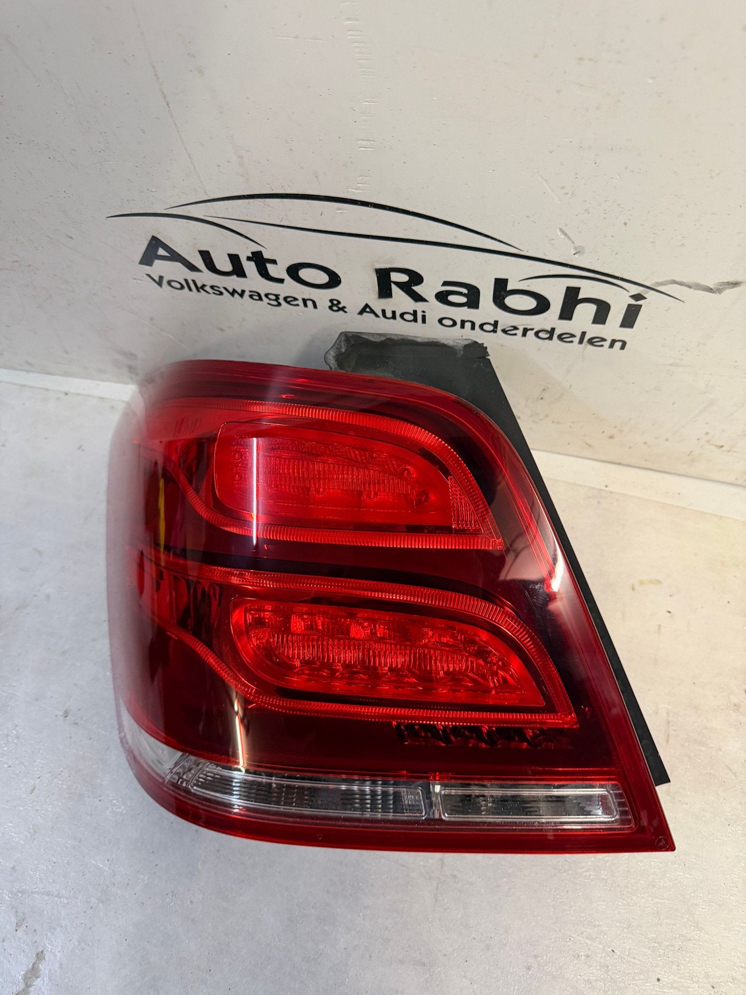 X204 GLK Mercedes  Achterlicht LINKS A2049060157, Auto-onderdelen, Gebruikt, -, -, Ophalen of Verzenden