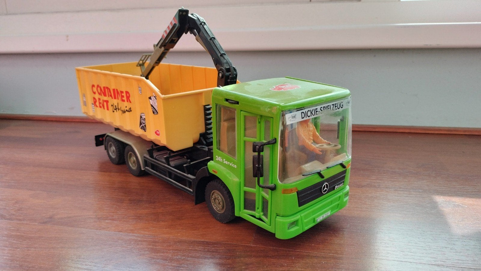 Speelgoed vrachtwagen met container en kraan, Kinderen en Baby's, Speelgoed | Speelgoedvoertuigen, Ophalen of Verzenden, Gebruikt