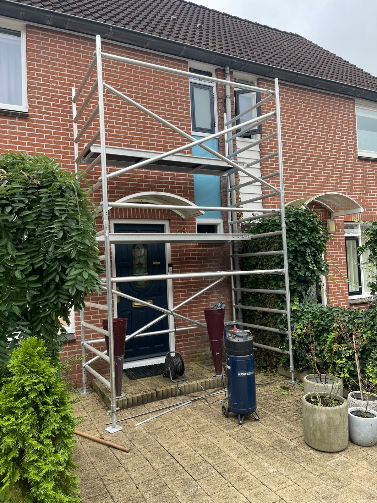 zgan steiger aangeboden, Ophalen, Zo goed als nieuw, Rolsteiger of Kamersteiger, 5 meter of hoger