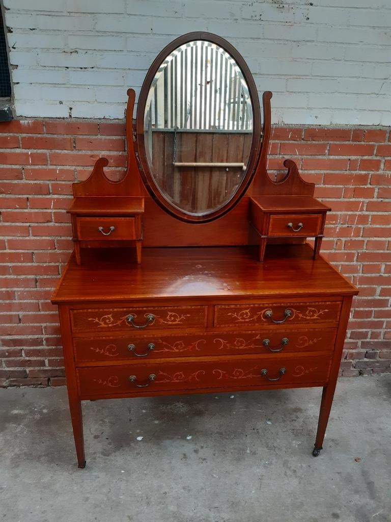 Antieke kaptafel. Sierlijk. Engels. Mahonie. Edwardiaans., Ophalen of Verzenden, Gebruikt, 50 tot 100 cm, Minder dan 100 cm