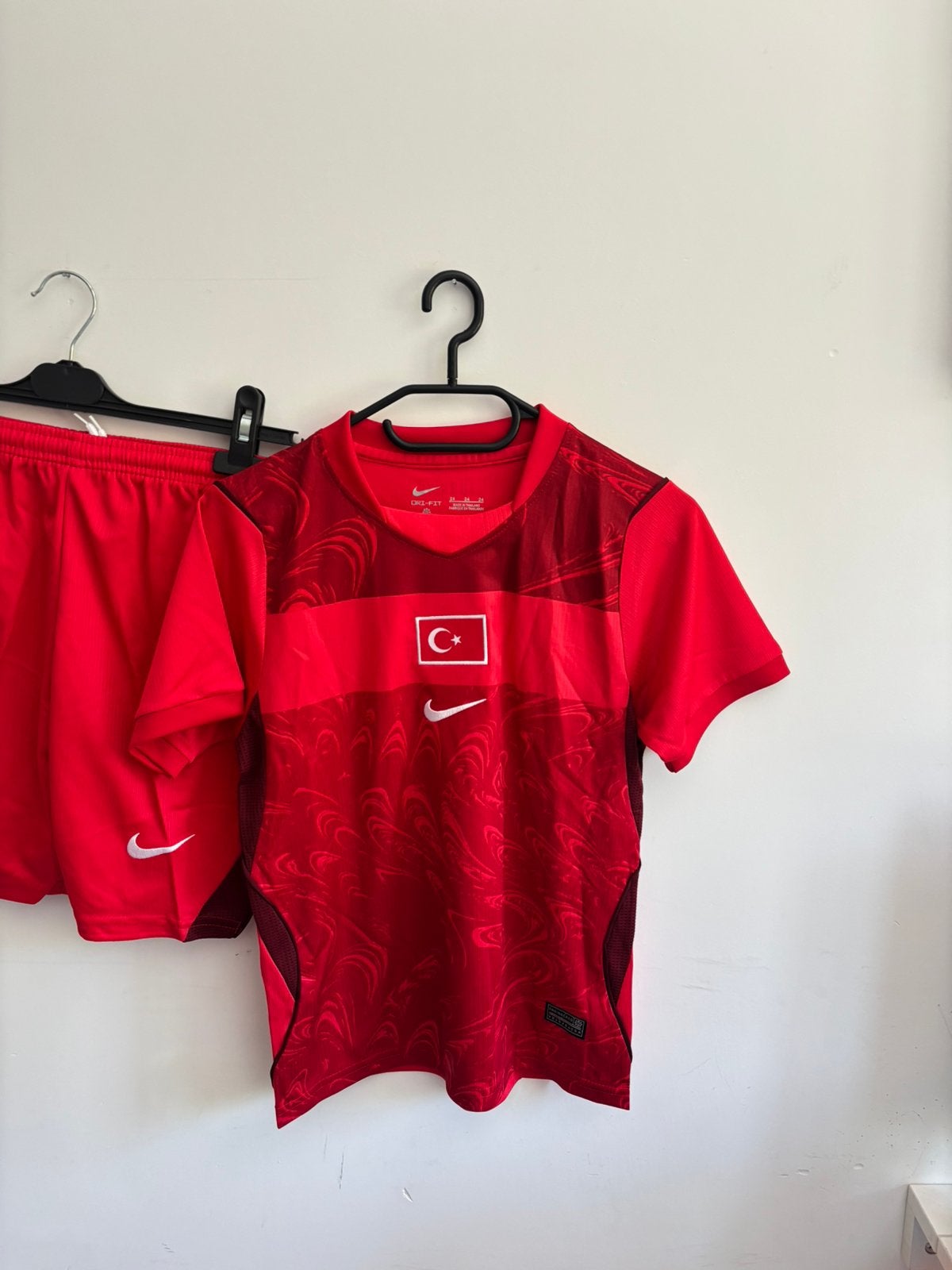 Turkije WK 2026 Kinder Voetbalset – Maat 120 t/m 140, Ophalen of Verzenden, Zo goed als nieuw, Buitenlandse clubs, Shirt