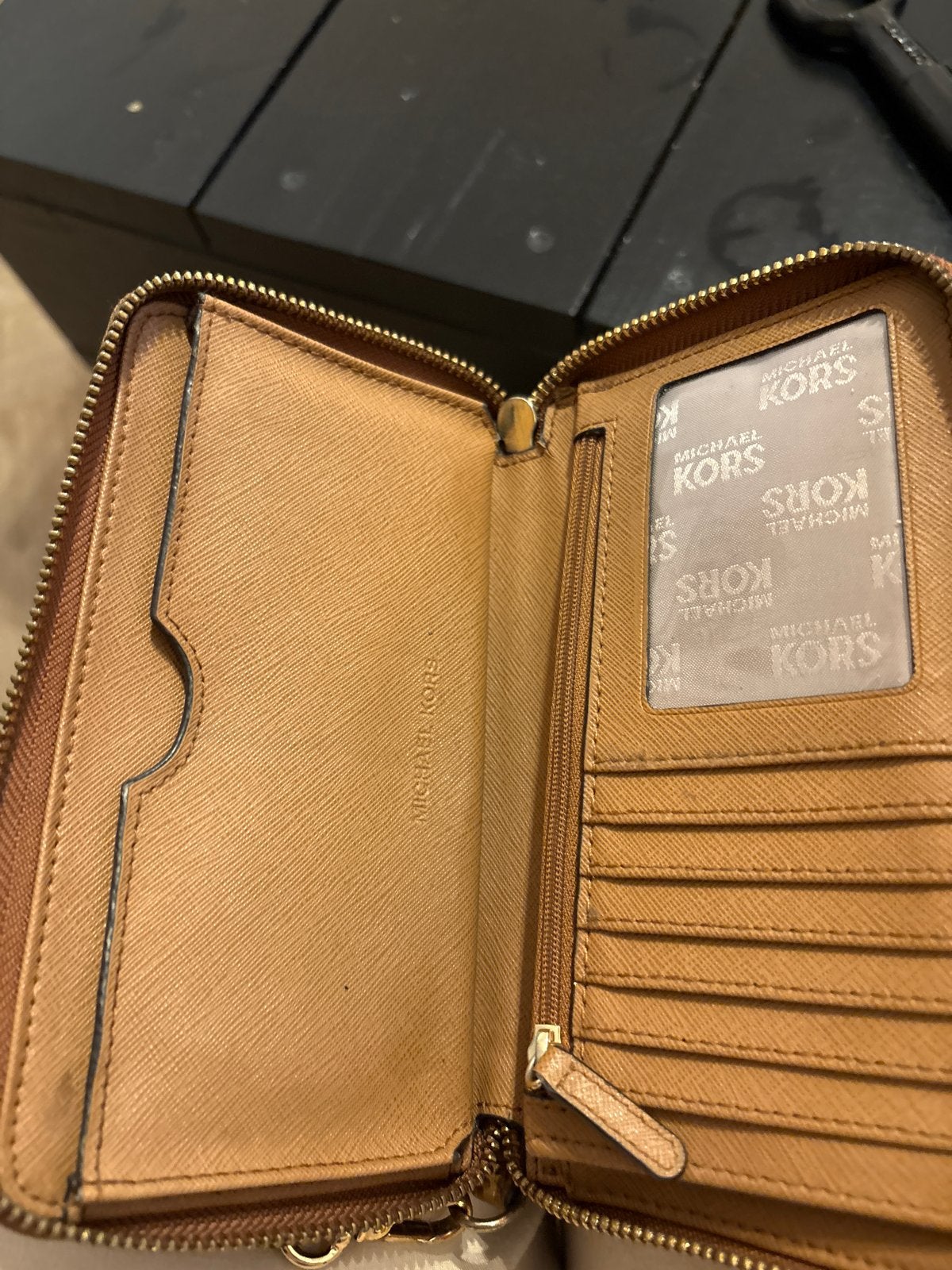 Michael Kors portemonnee, Ophalen of Verzenden, Gebruikt, Beige, Overige typen