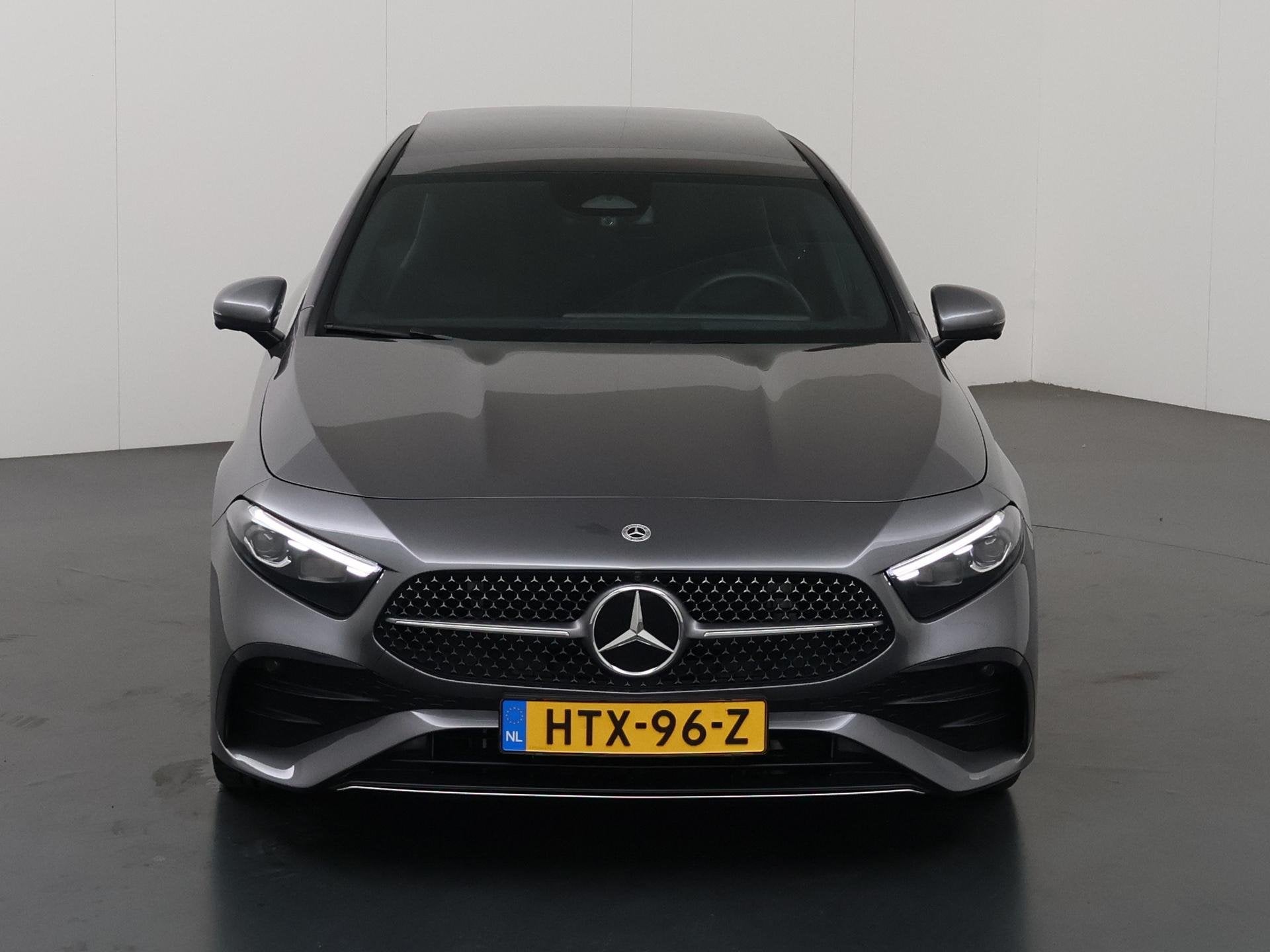 Mercedes-Benz A-Klasse 180 Star Edition AMG Line LIMITED | P, Auto's, Dealer onderhouden, 136 pk, Gebruikt, 4 cilinders