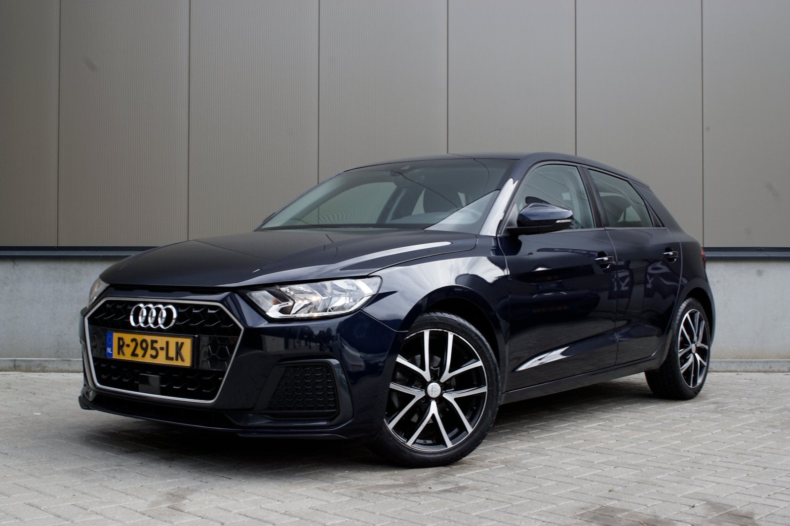 Audi A1 30 Tfsi 116pk S Tronic | Btw’er | Keyless | Navi |, Auto's, Stof, A1, Zwart, Blauw