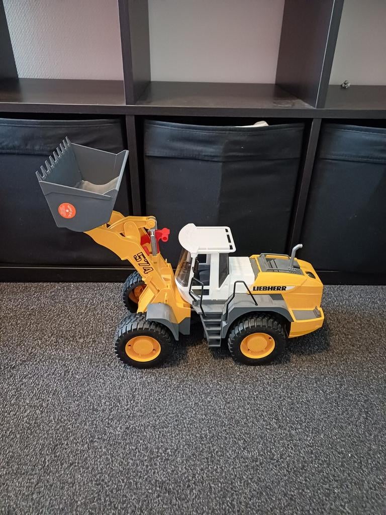 Te koop shovel van het merk liebher, Ophalen of Verzenden, Tractor of Landbouw, Overige merken