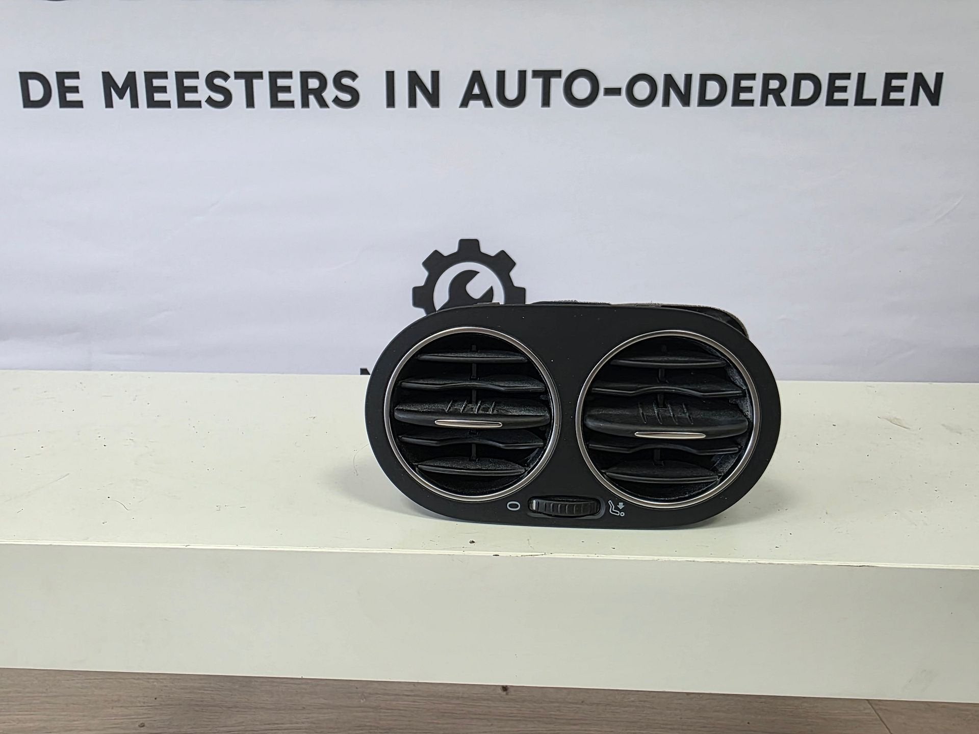 VW Tiguan/Golf Plus Luchtrooster Links 5M819709, Auto-onderdelen, Gebruikt, -, -, Ophalen of Verzenden