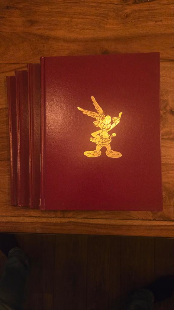 Asterix de Galliër Hardcover bundel, René Goscinny, Albert Uderzo, Eén stripboek, Ophalen of Verzenden, Zo goed als nieuw
