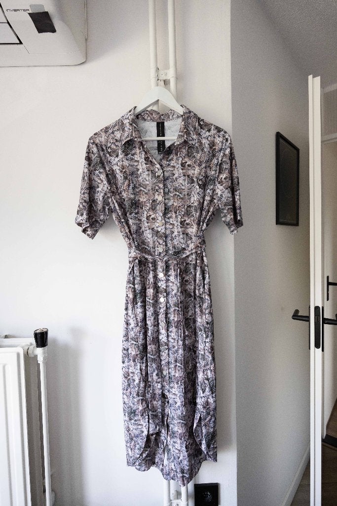 Midi travelstof jurk met slangenprint Jane Lushka maat XL, Maat 46/48 (XL) of groter, Ophalen of Verzenden, Zo goed als nieuw