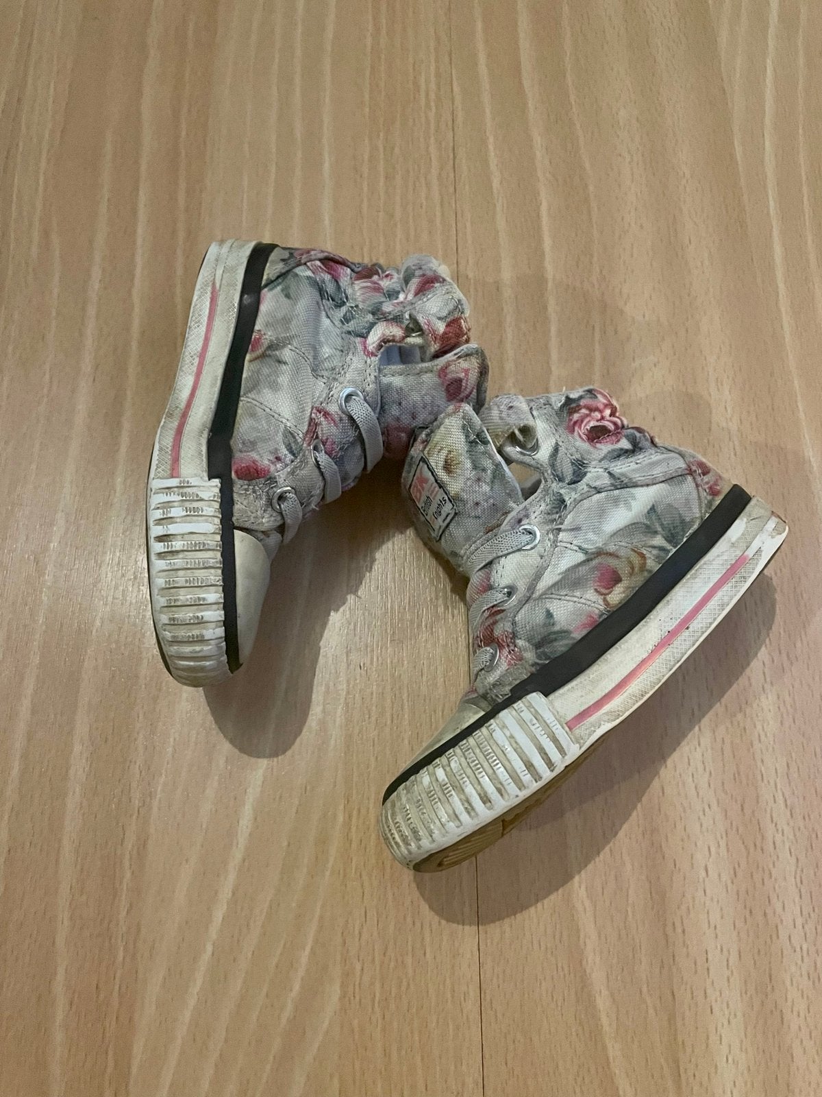 BK british knights schoenen meisje maat 25, Ophalen of Verzenden, Zo goed als nieuw, Meisje