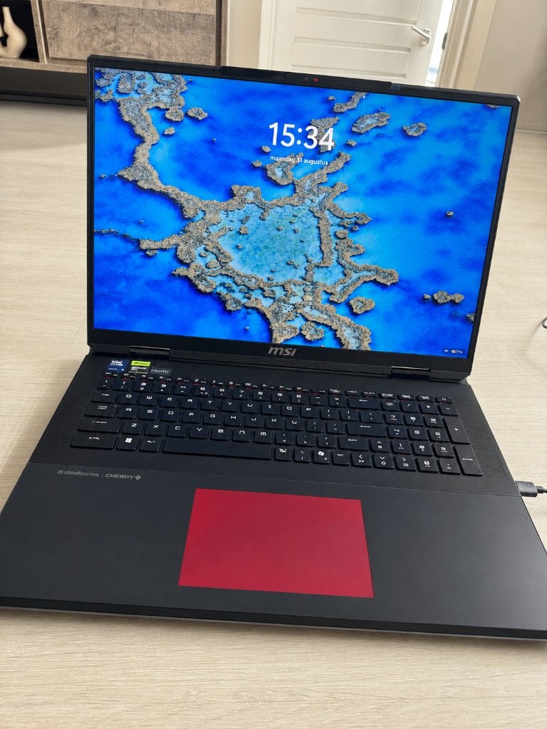 MSI Titan 18 HX AI RTX 5090 | 96GB RAM | 6TB SSD | Nieuw, Computers en Software, Windows Laptops, Ophalen, 64 GB of meer, MSI