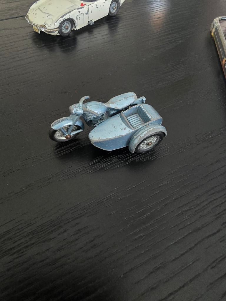 Vintage Lesney Triumph T110 Motor met Zijspan, Ophalen of Verzenden