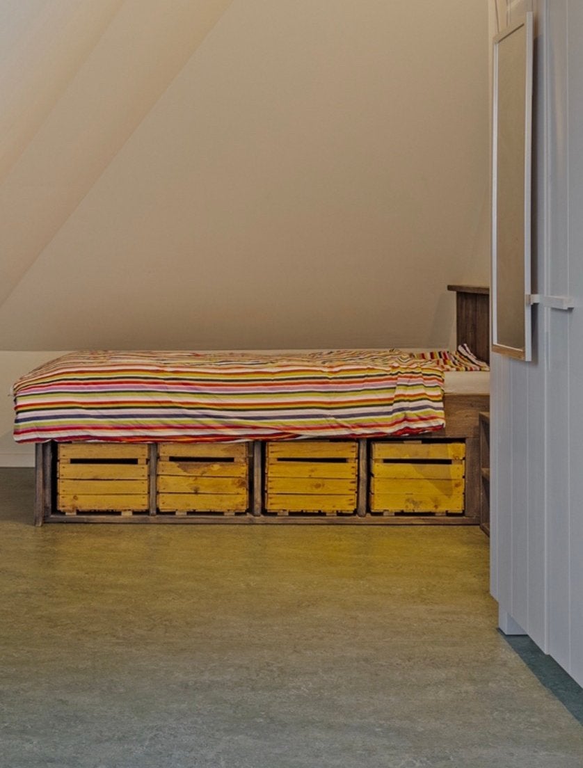 Kinderbed met kledingkast., Ophalen, Jongetje of Meisje, Wit, Dekbedovertrek