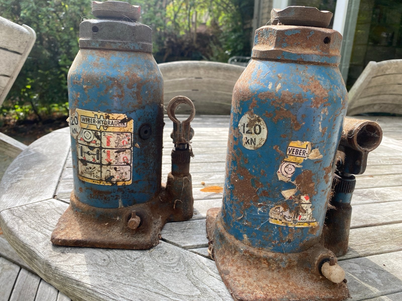 Set van 2 roestige Weber Hydraulik potkrikken, Ophalen, Gebruikt, Hydraulisch, Potkrik