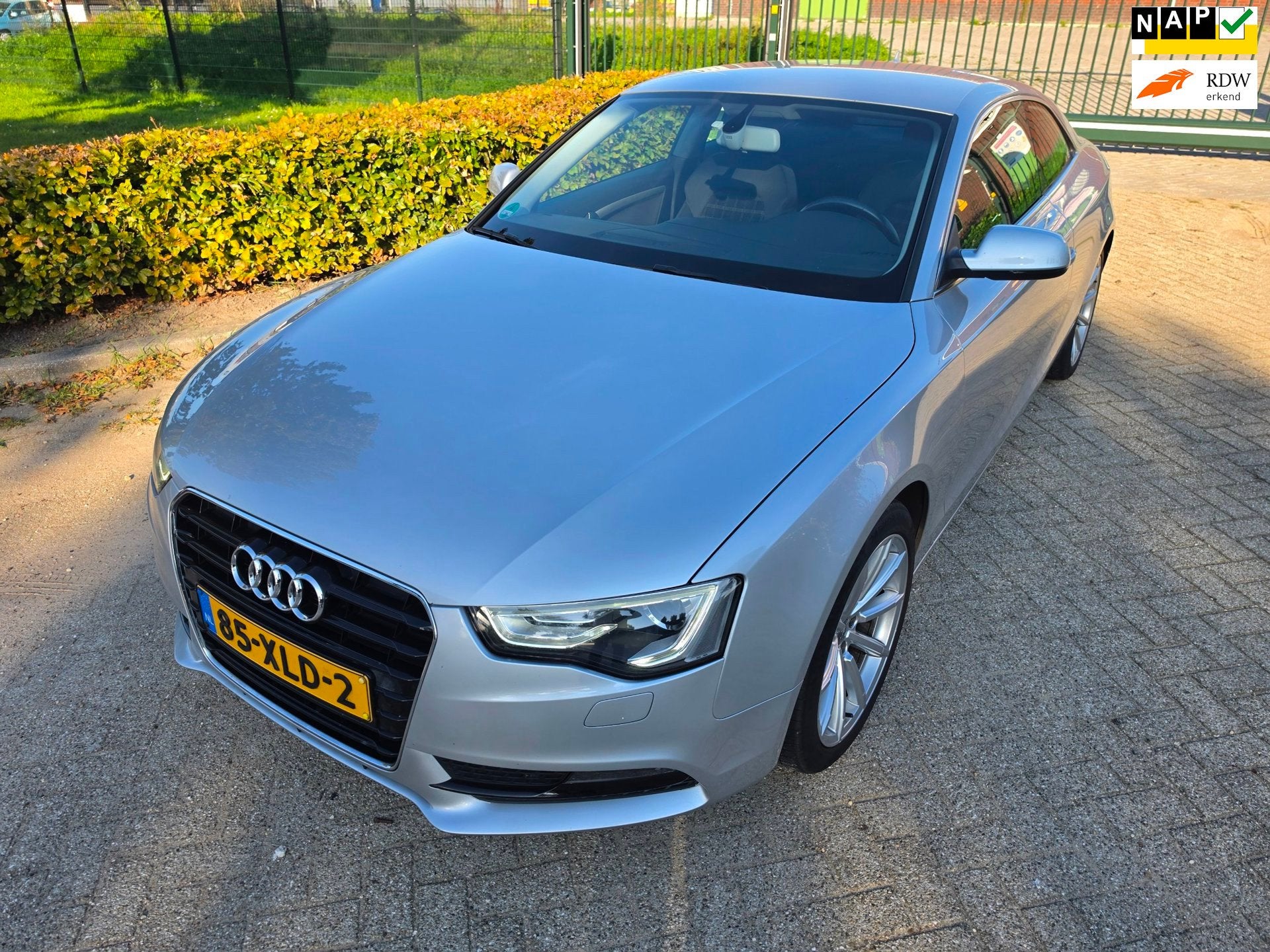Audi A5 Coupé 1.8 TFSI FACELIFT XENON LED AUDI ONDERHOUDEN!, Auto's, Voorwielaandrijving, Euro 5, Gebruikt, 4 cilinders