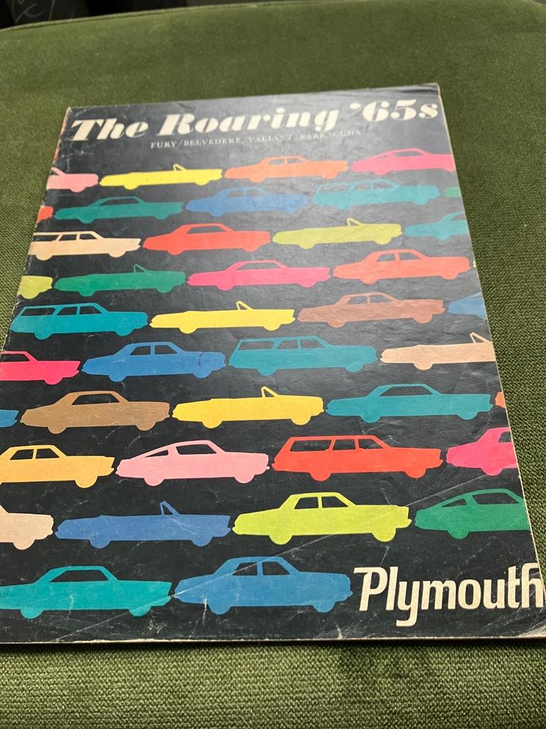 Plymouth '65s Brochure: Fury, Belvedere, Valiant, Barracuda, Ophalen of Verzenden, Gelezen, Overige merken