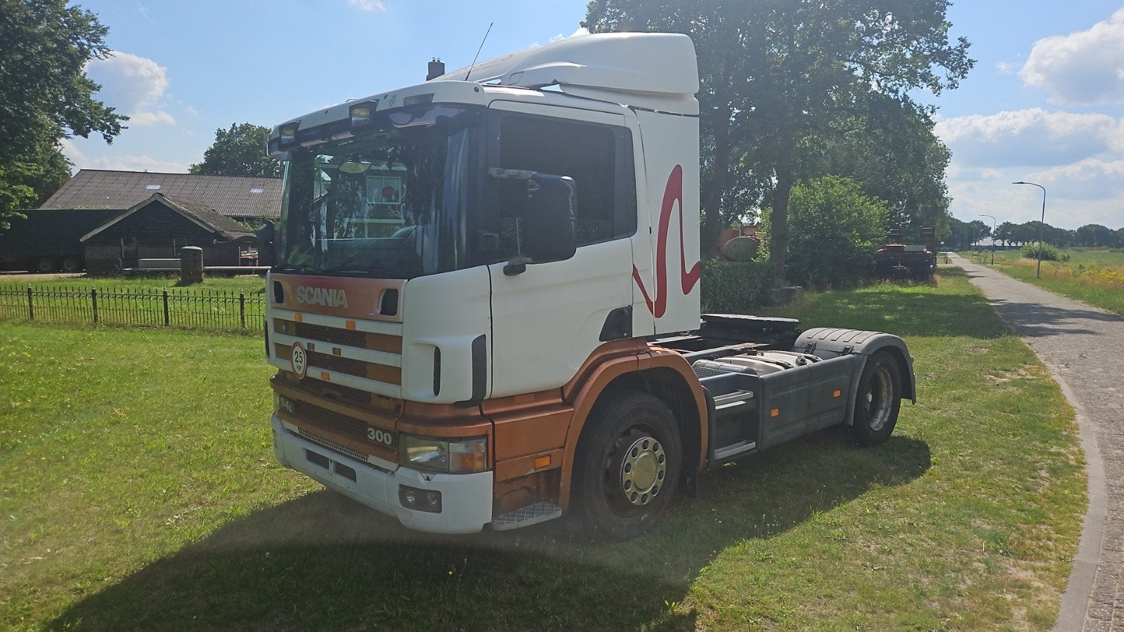 Scania 94L 300  mmbs Landbouwkenteken 40km!!, Ophalen
