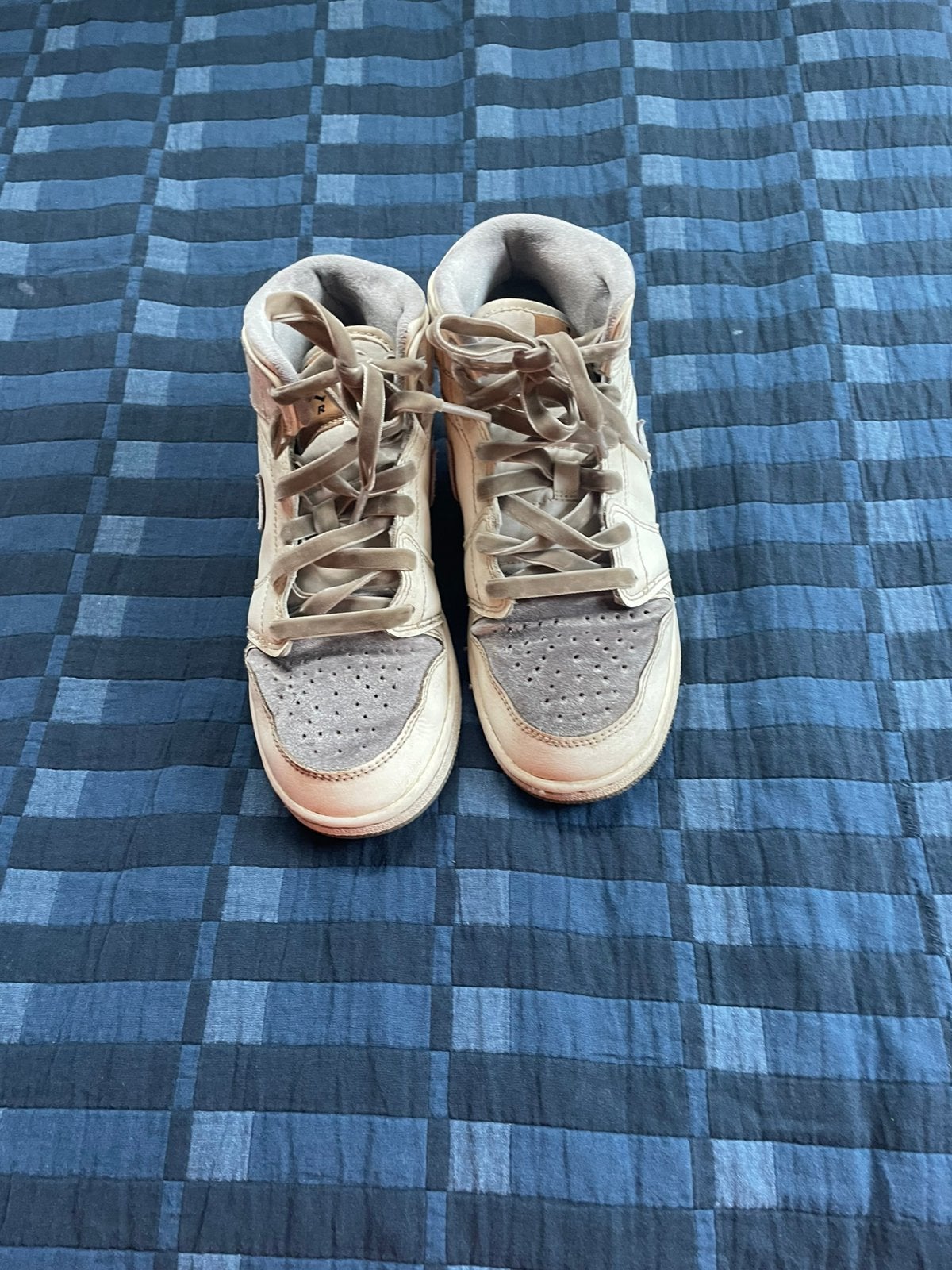 Gray velvet nike jordan high Fb899-100, Ophalen, Gebruikt, Jongen, Schoenen