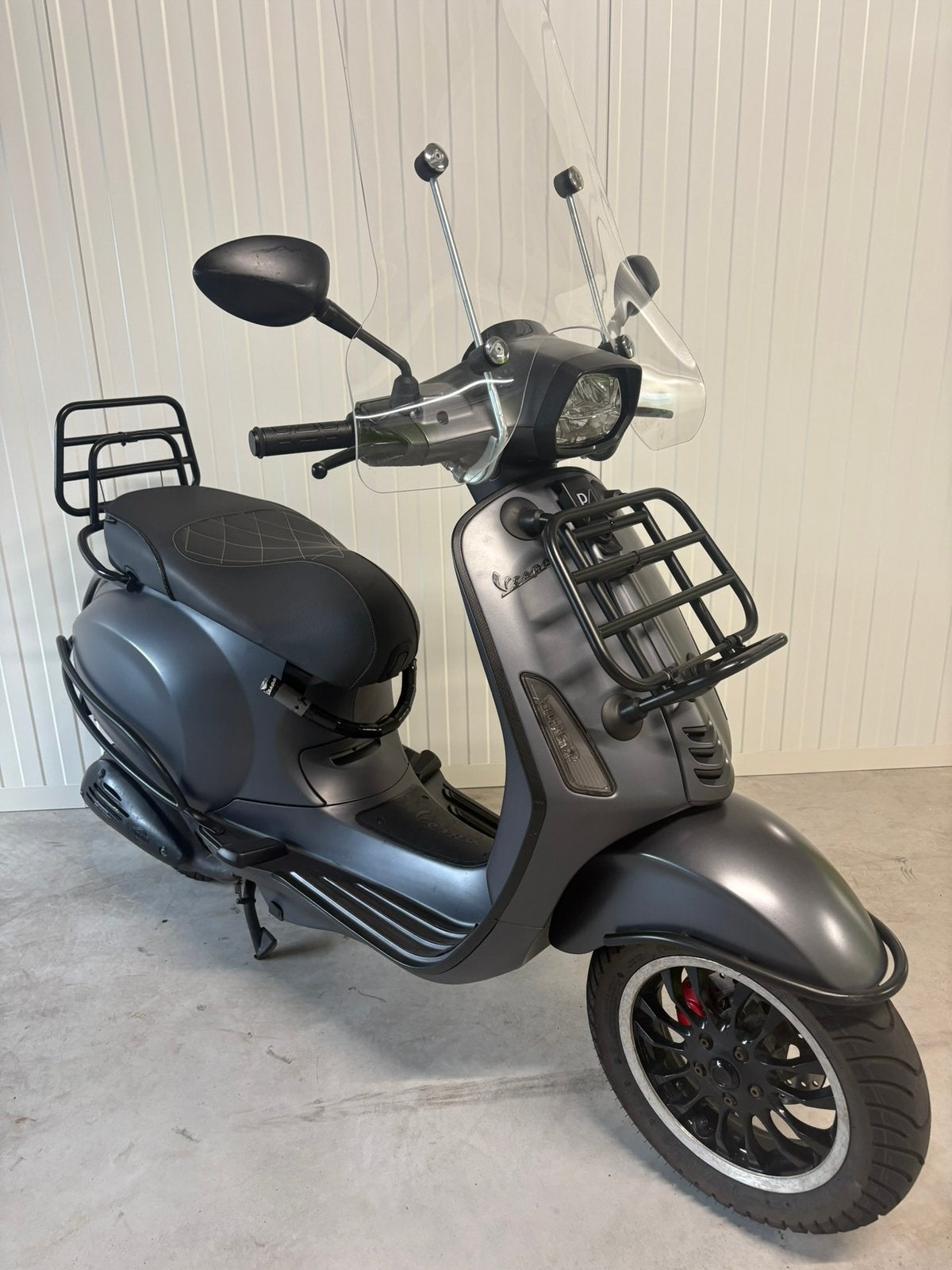 Vespa sprint 2017, Ophalen, Overige modellen, Maximaal 45 km/u, Zo goed als nieuw