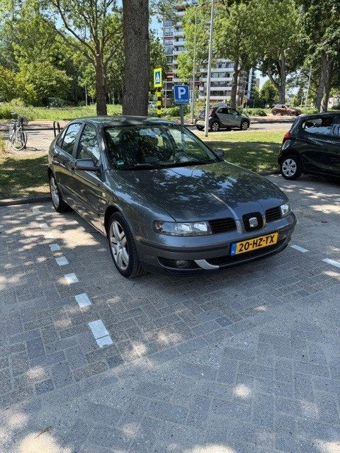 SEAT León