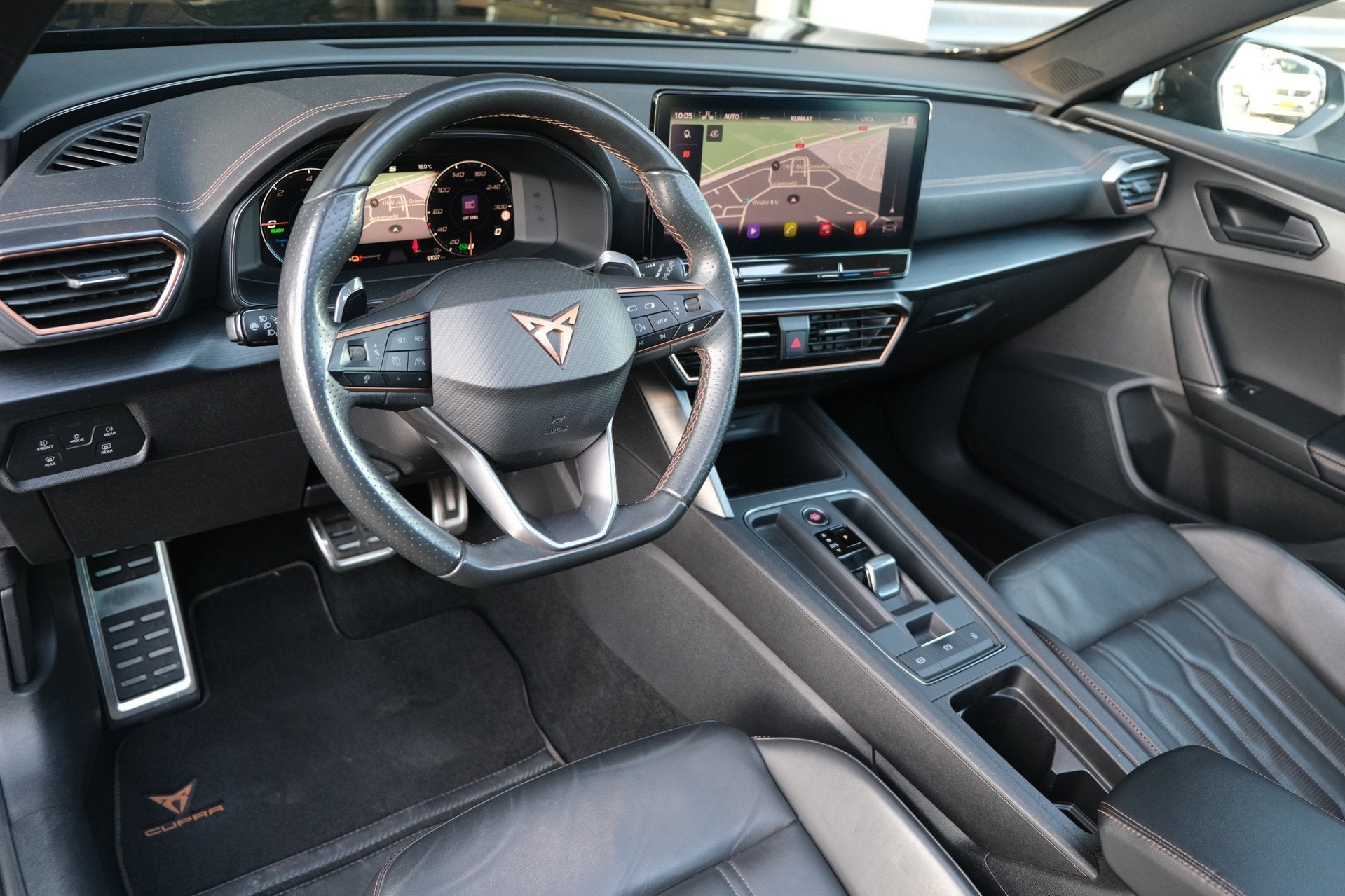 CUPRA Formentor 1.4 e-Hybrid VZ 245PK Pano Volleder 360Cam M, Auto's, Dealer onderhouden, Gebruikt, Zwart, 4 cilinders