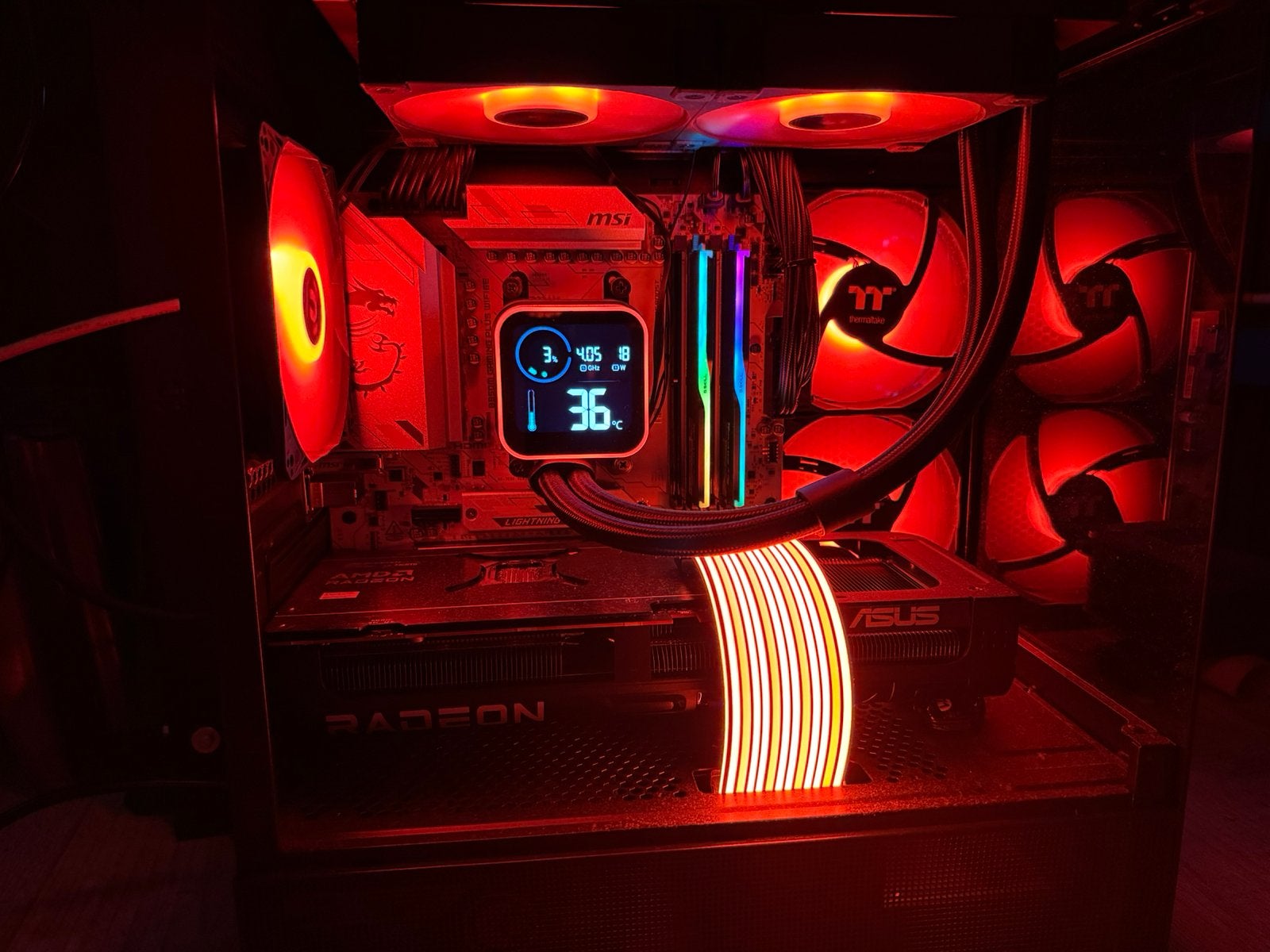 Game Pc Asus Rx9070 7600X3D AMD AM5 Msi B850 Gen5 1TB SSD, Computers en Software, Desktop Pc's, Ophalen, 32 GB, Zo goed als nieuw