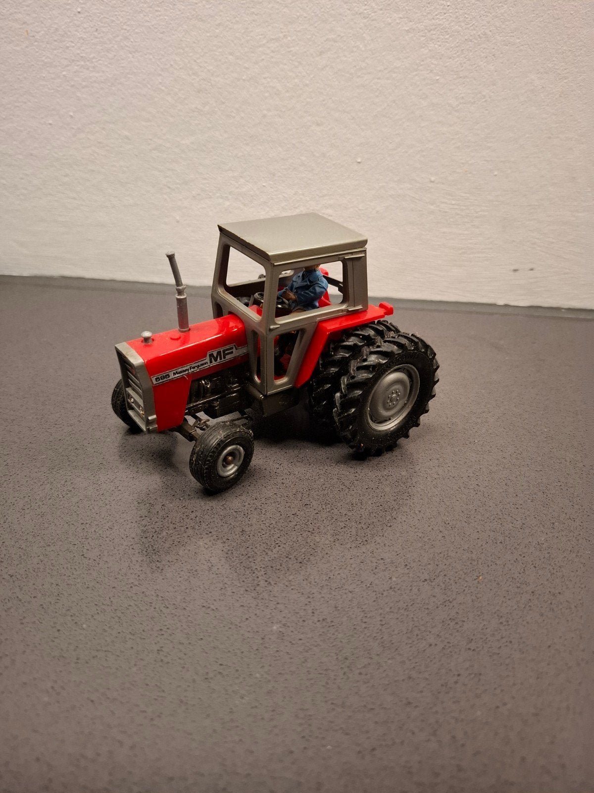 te koop britains mf 595, Ophalen of Verzenden, Zo goed als nieuw, Tractor of Landbouw, Britains