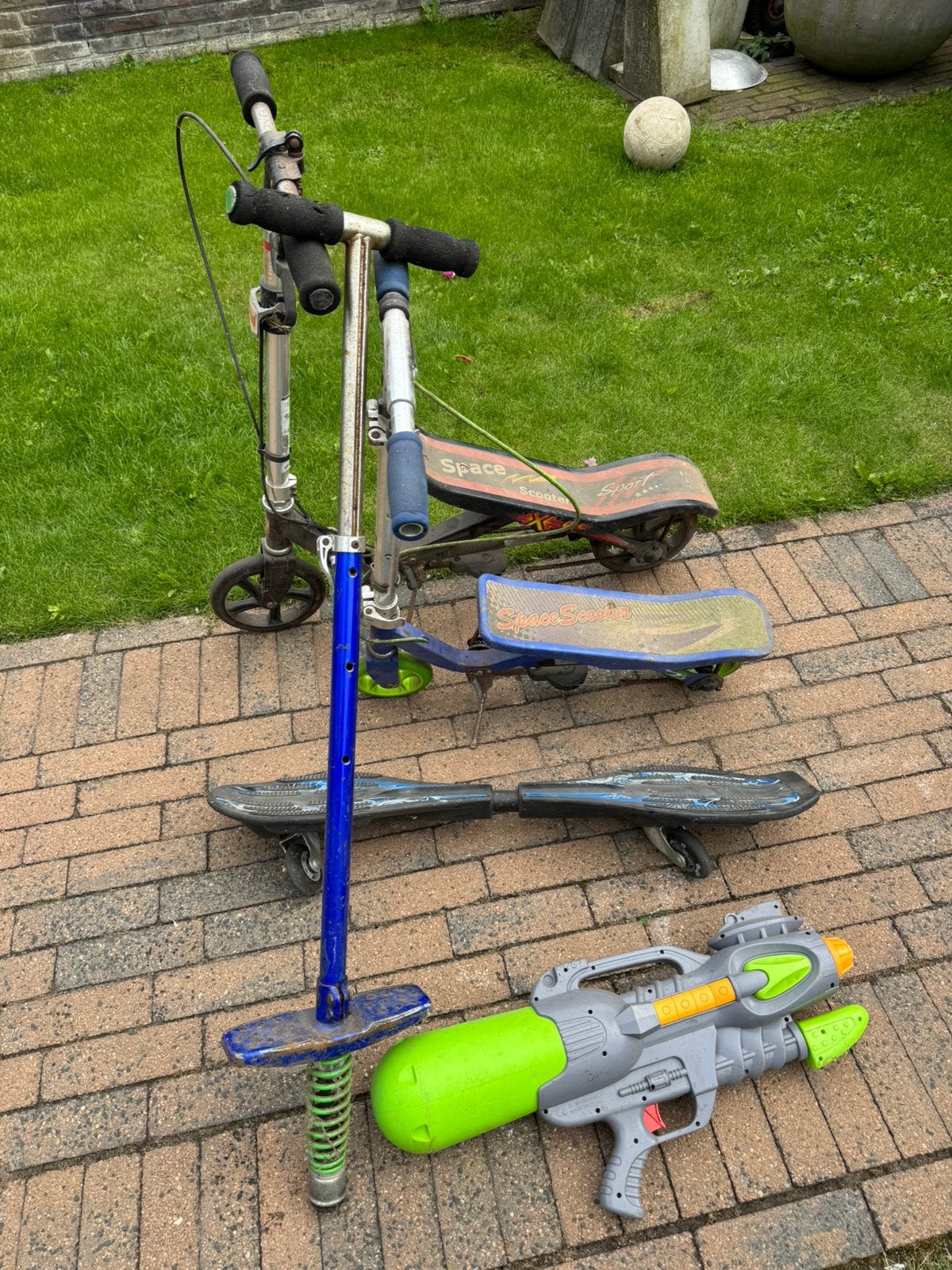 Space scooter 2 stuk waveboard, springstok, Ophalen, Gebruikt, Gewone step