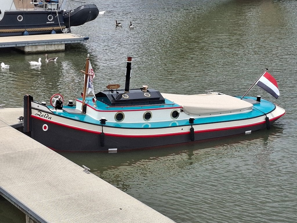 Opduwer-sleepboot, Overige merken, Binnenboordmotor, Diesel, Zo goed als nieuw